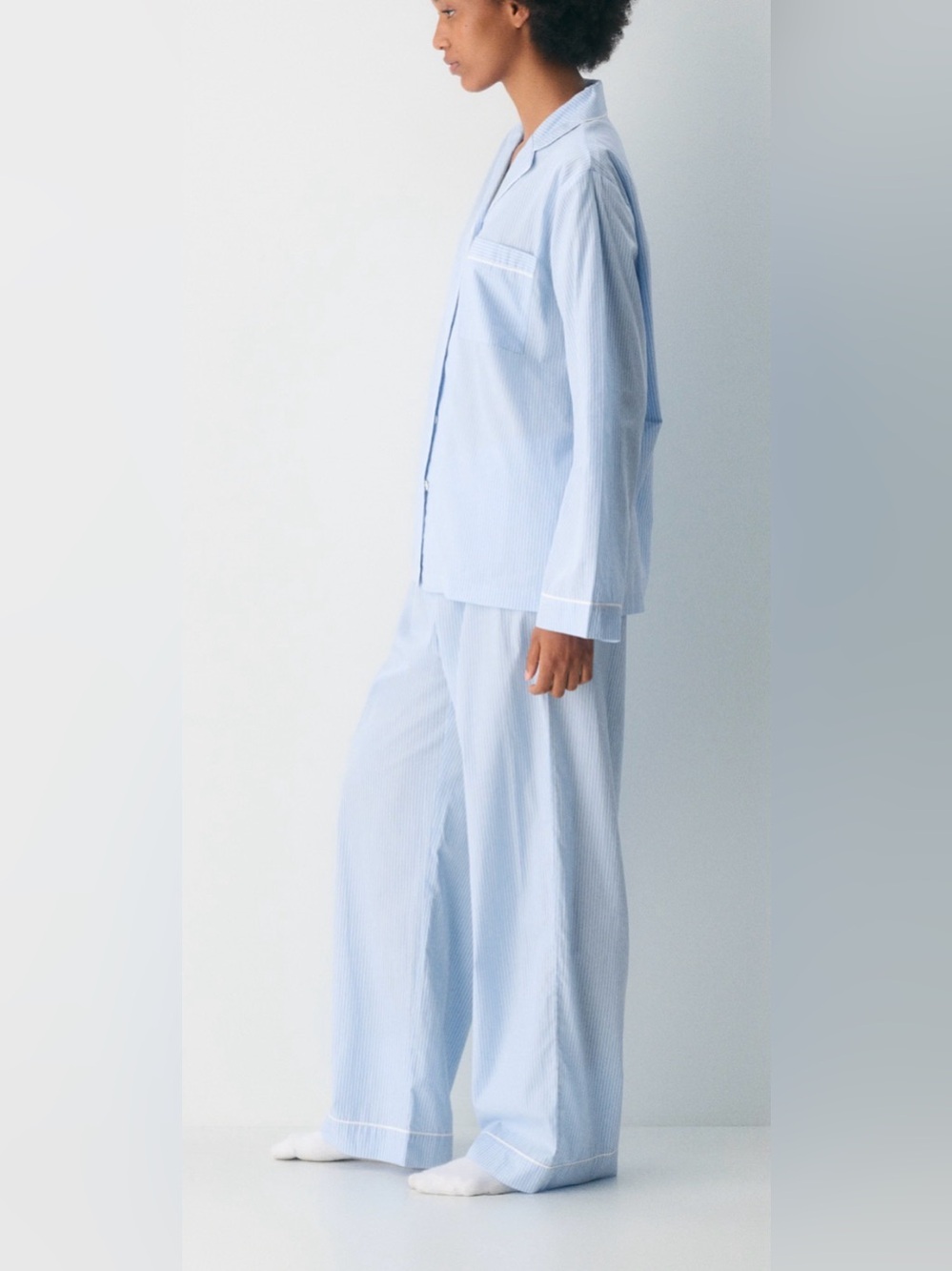 Aritzia Light Blue Pinstripe Cotton Pajama button up top, MEDUIM - Picture 5 of 15